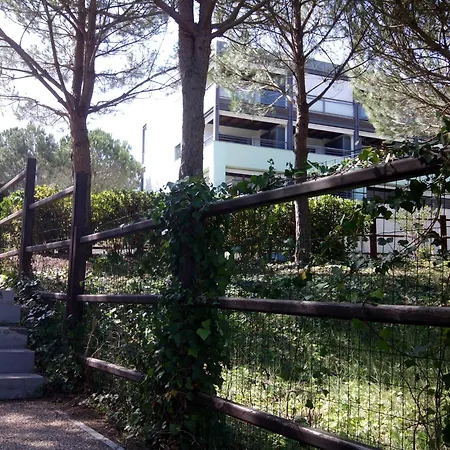 Belleview Apartment *